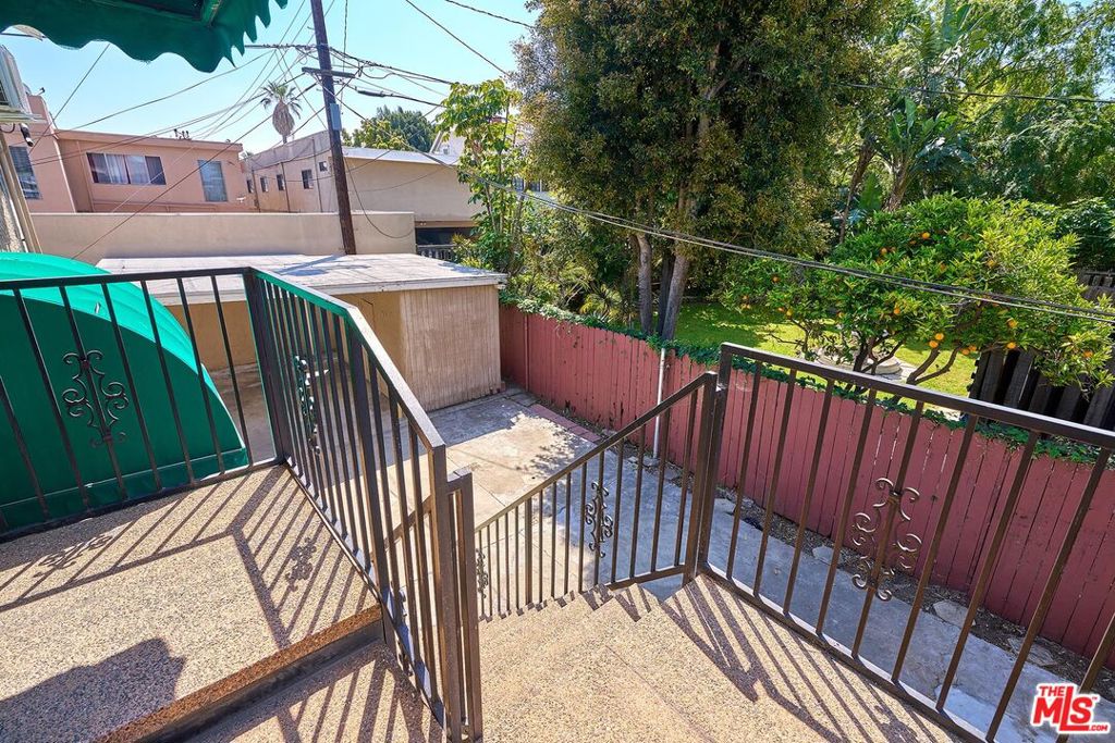 2194 Venice Boulevard Property Photo 19
