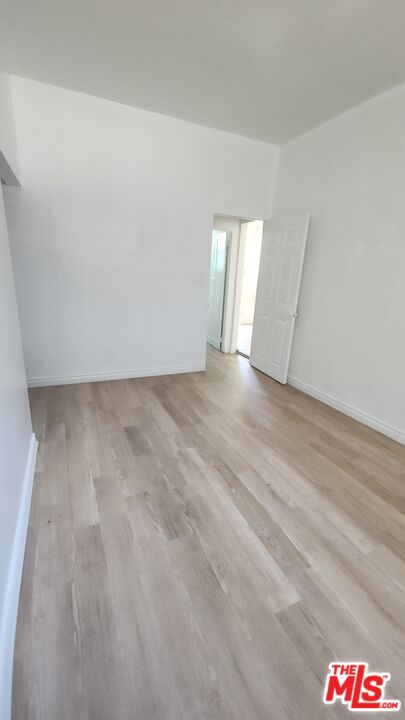 10420 S Broadway 1 Property Photo 2