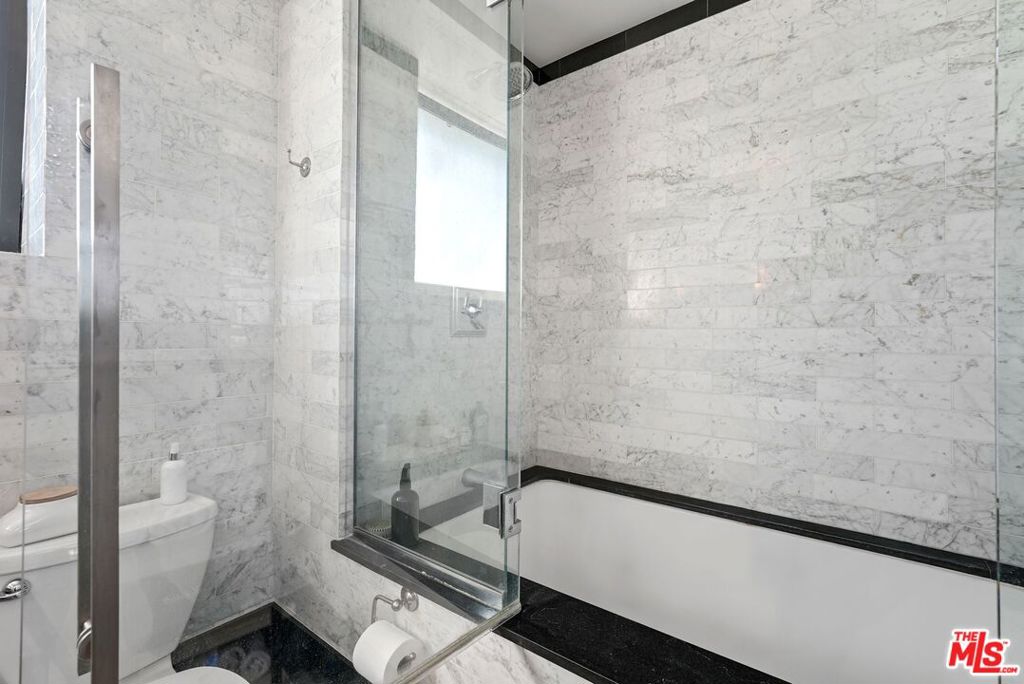 849 S Broadway 1210 Property Photo 45