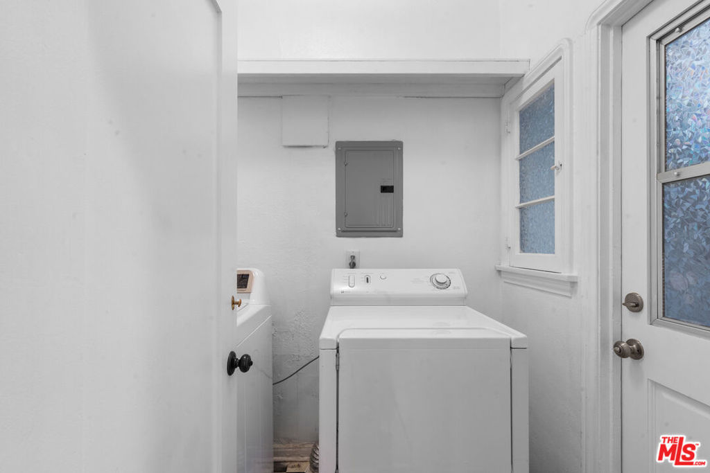 327 Ogden Drive Property Photo 14