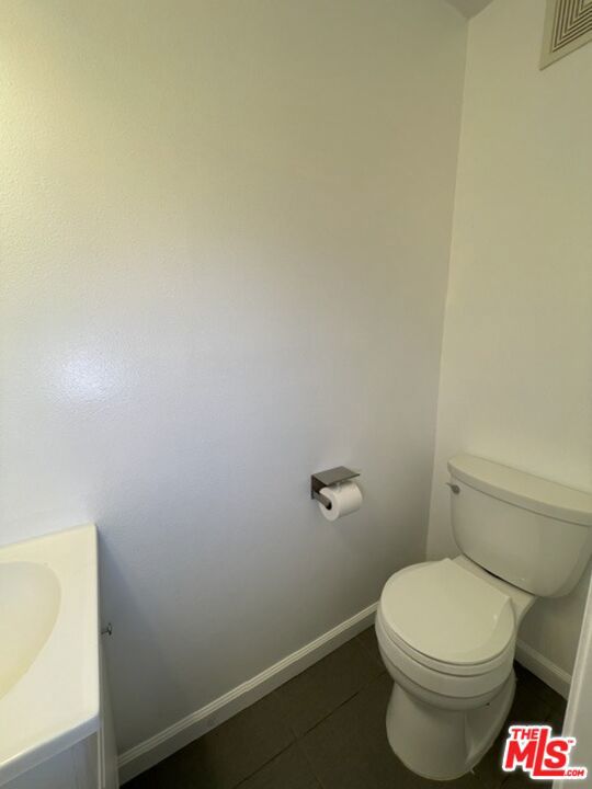 5870 Bowcroft Street 2 Property Photo 16