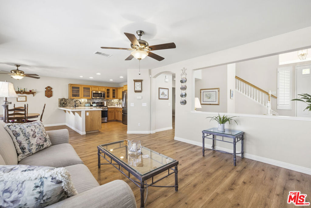 26531 Cardinal Drive Property Photo 14