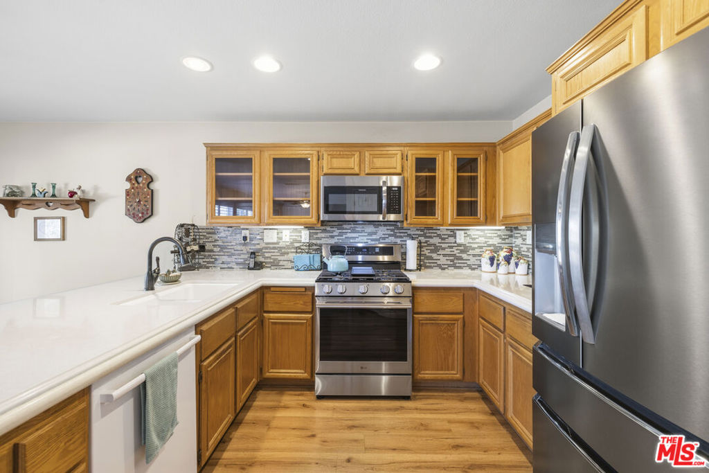 26531 Cardinal Drive Property Photo 16