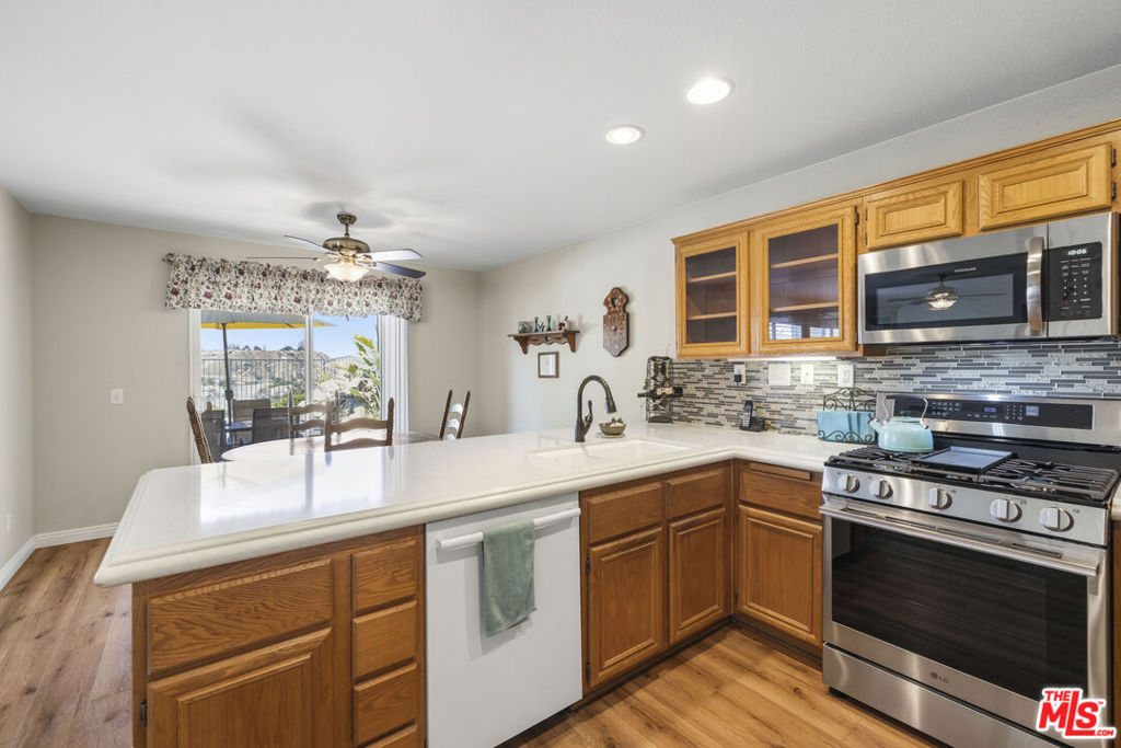 26531 Cardinal Drive Property Photo 17