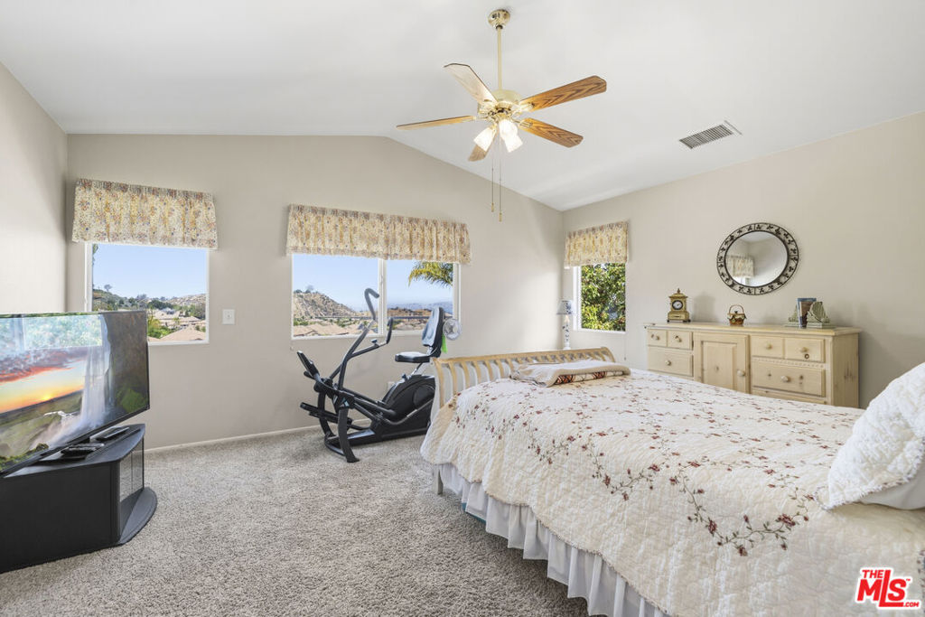 26531 Cardinal Drive Property Photo 24