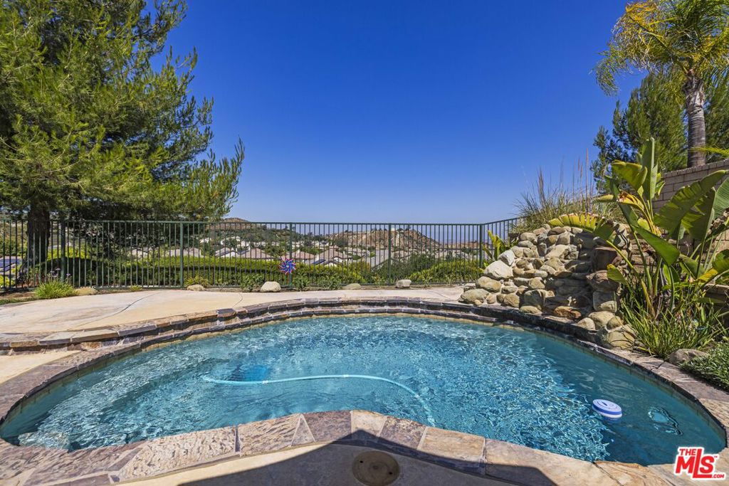 26531 Cardinal Drive Property Photo 43