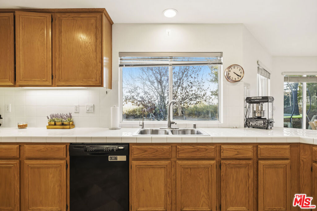 32610 Ridge Top Lane Property Photo 12