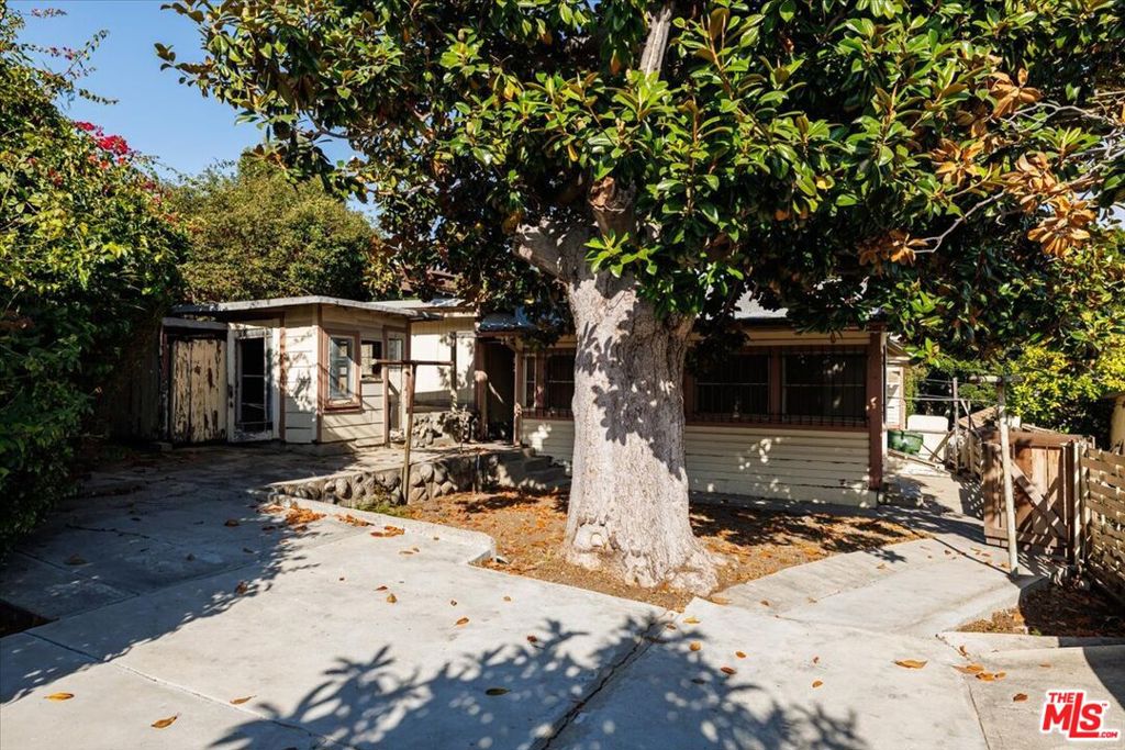 1621 Mohawk Street Property Photo 11