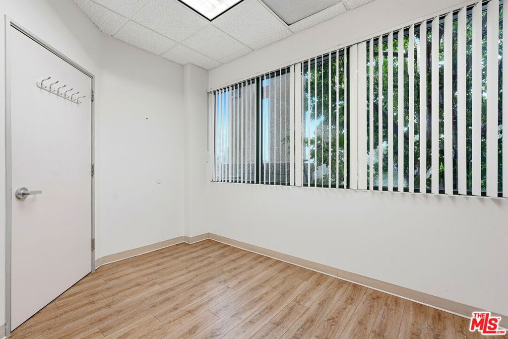 1000 Newbury Road 110 Property Photo 11
