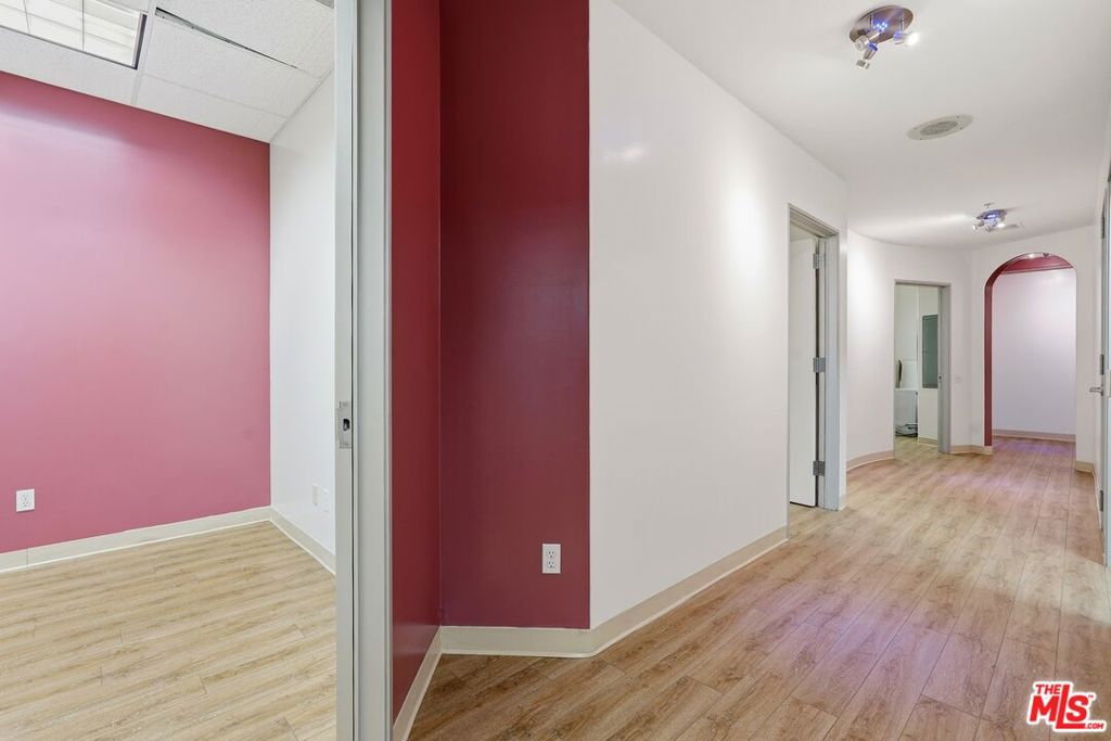 1000 Newbury Road 110 Property Photo 14