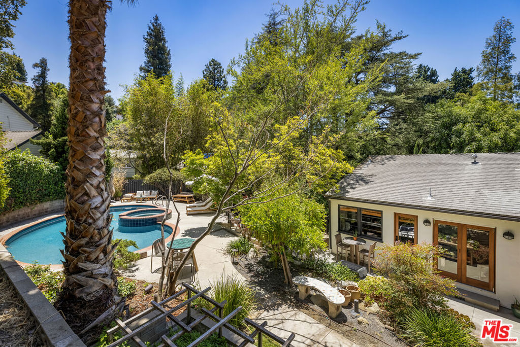 5749 Valley Oak Drive Property Photo 18