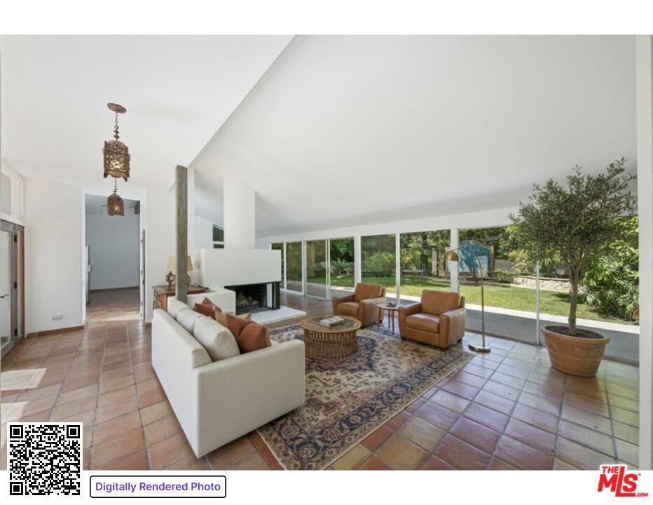 6328 Frondosa Drive Property Photo 10