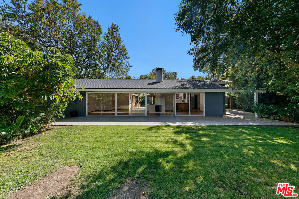 6328 Frondosa Drive Property Photo 34