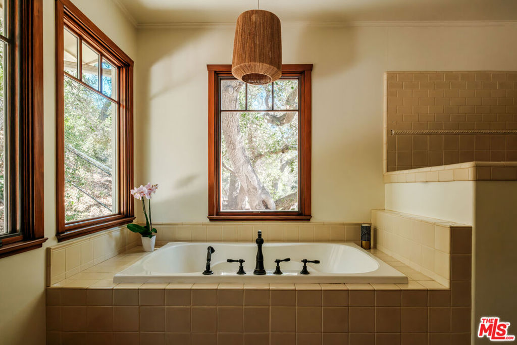21717 Encina Road Property Photo 31