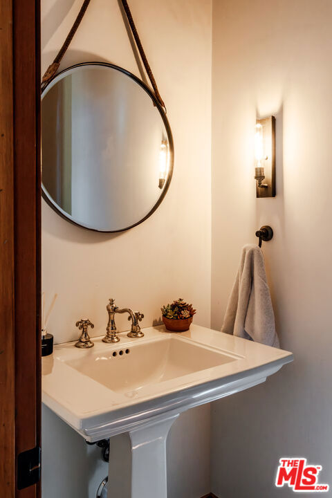 21717 Encina Road Property Photo 43