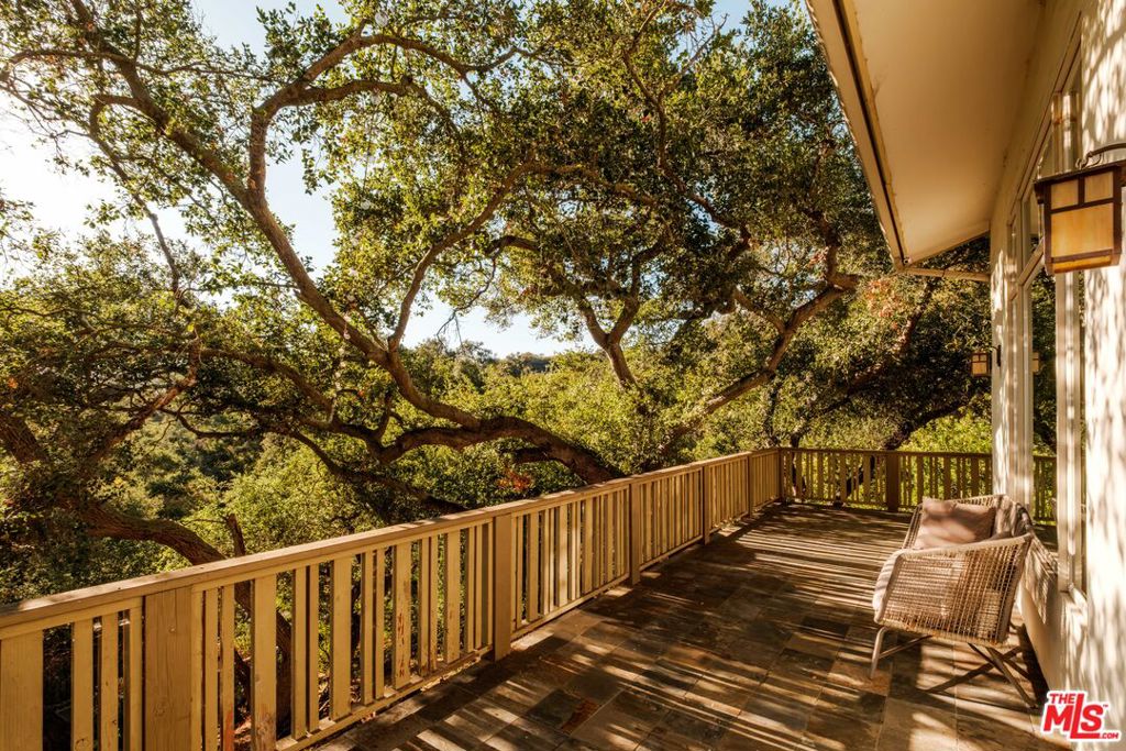 21717 Encina Road Property Photo 47