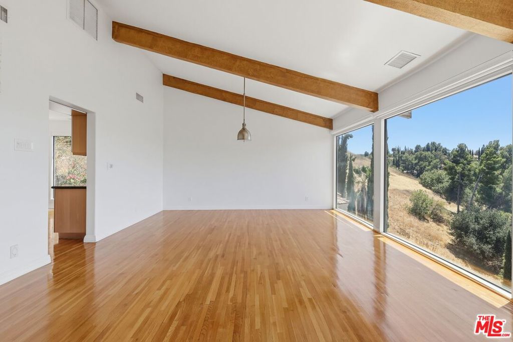 4613 Reforma Road Property Photo 28