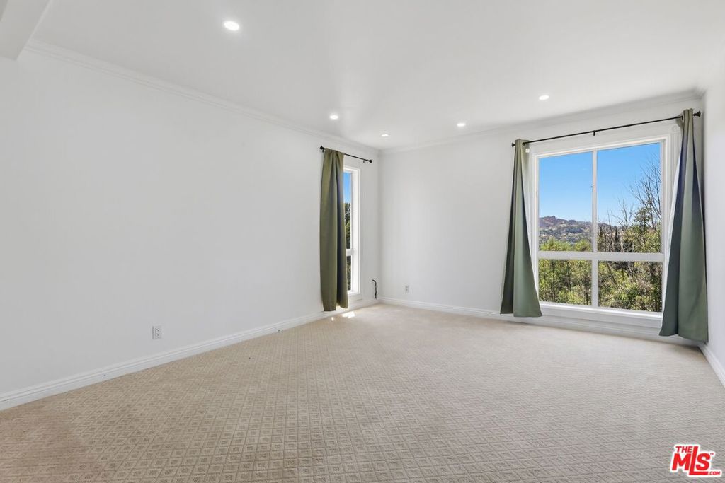 4613 Reforma Road Property Photo 44