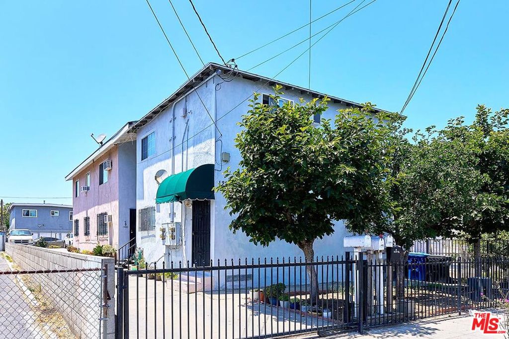 1229 S Harvard Boulevard Property Photo 1