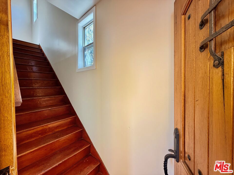605 1/2 Tularosa Drive Property Photo 16