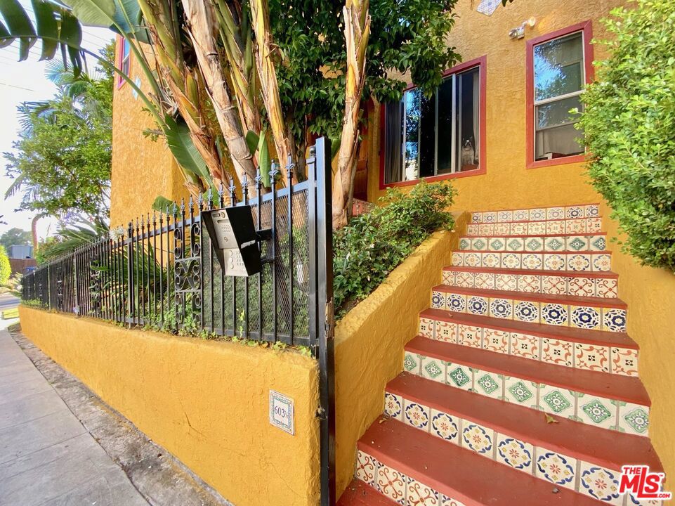 605 1/2 Tularosa Drive Property Photo 19