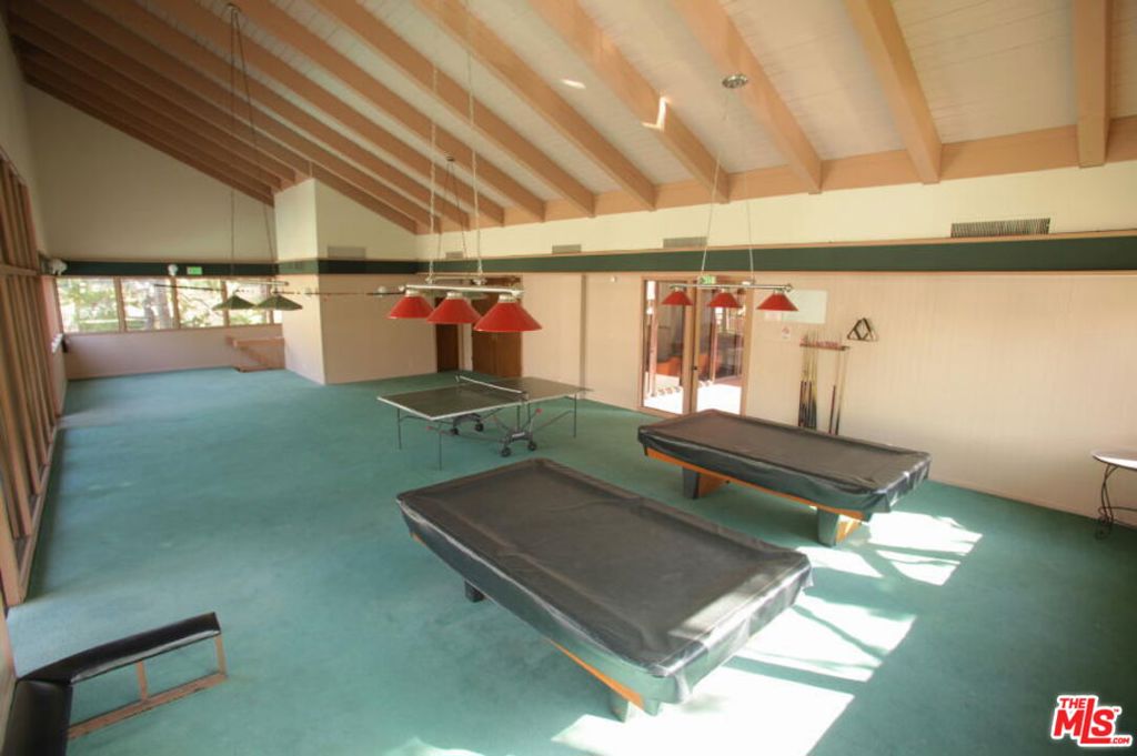 6050 Canterbury Drive E214 Property Photo 13