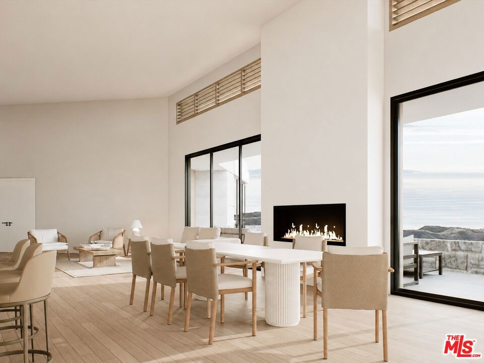 570 Schueren Property Photo 6