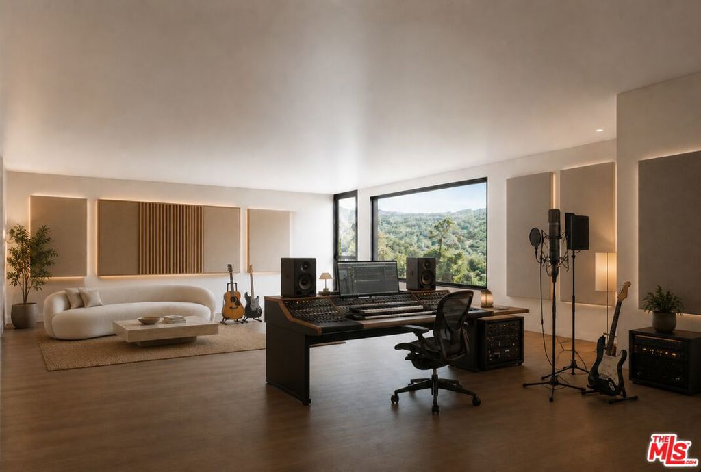 570 Schueren Property Photo 15