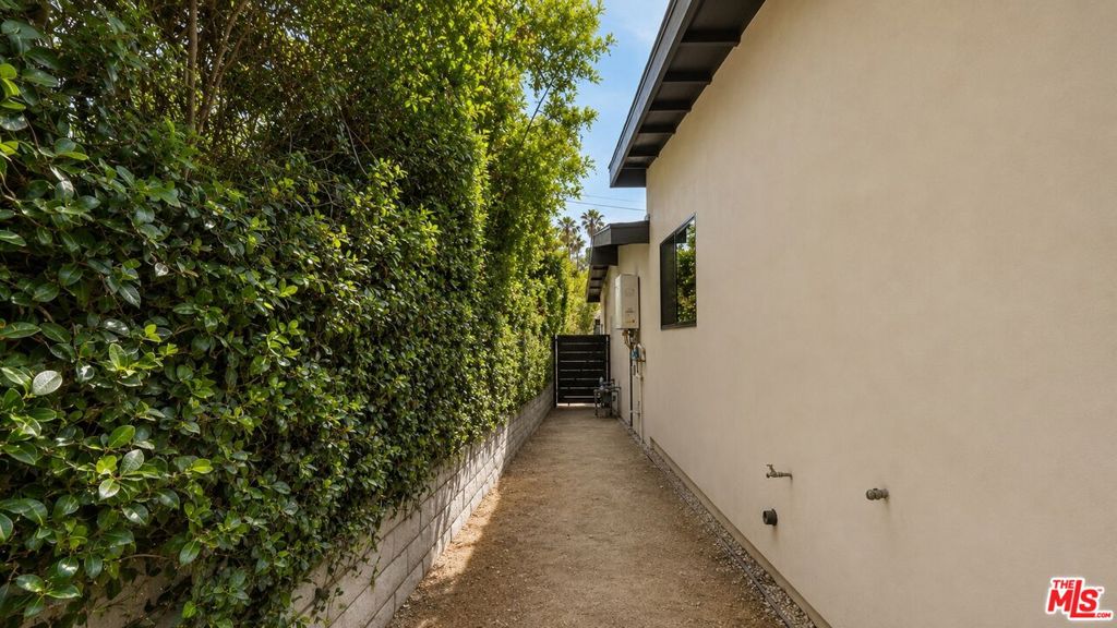 5576 El Canon Avenue Property Photo 55