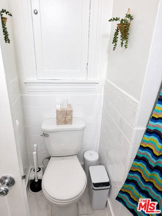 2703 Obama Boulevard Property Photo 9
