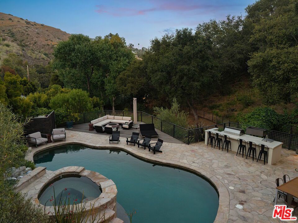 28222 Via Acero Street Property Photo 5