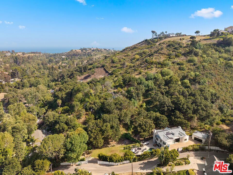 28222 Via Acero Street Property Photo 6