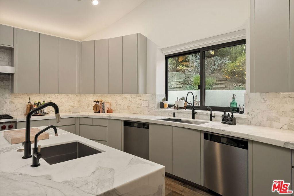 28222 Via Acero Street Property Photo 21