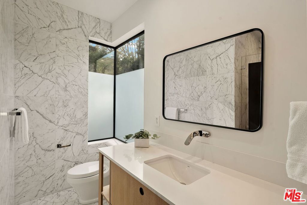28222 Via Acero Street Property Photo 34