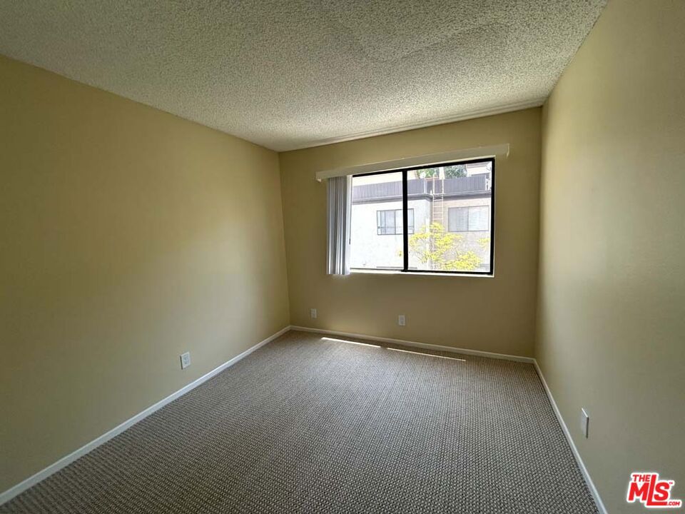 21820 Marylee Street 234 Property Photo 40