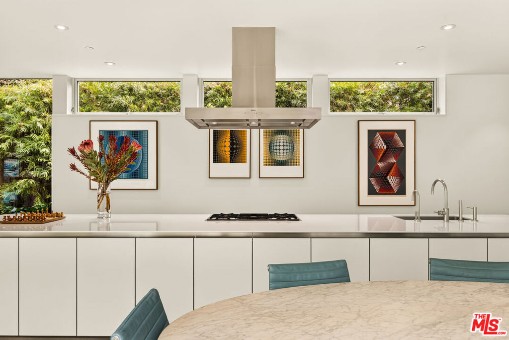 527 7th Street Property Photo 16
