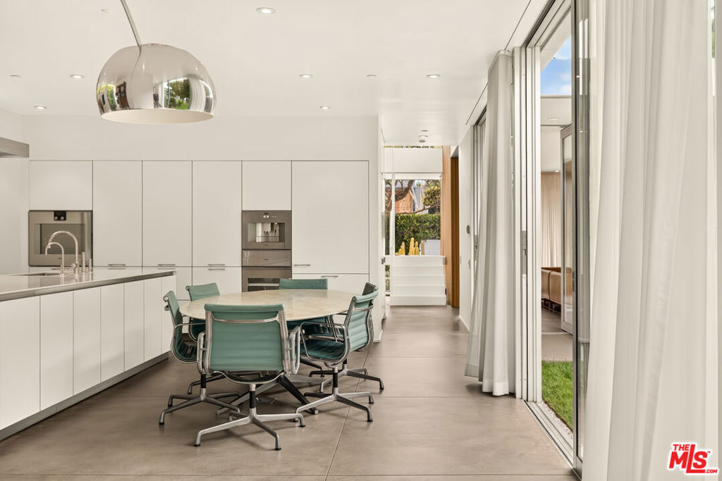527 7th Street Property Photo 17
