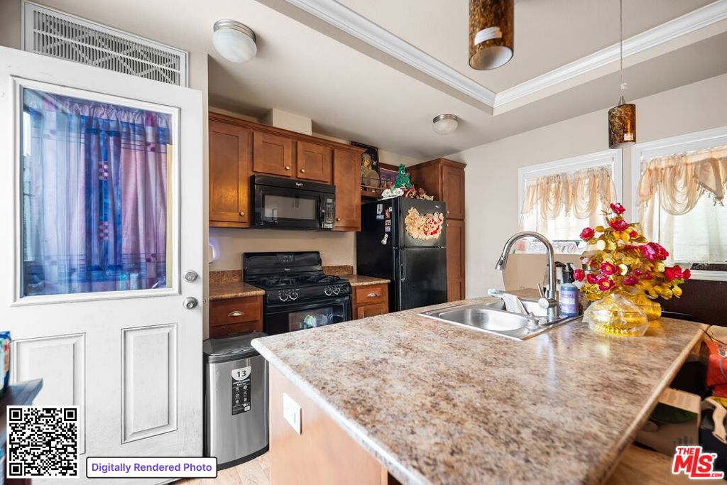 250 W Midway Drive 5 Property Photo 6