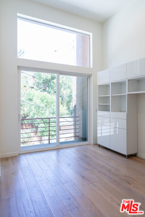 633 Museum Drive Property Photo 15