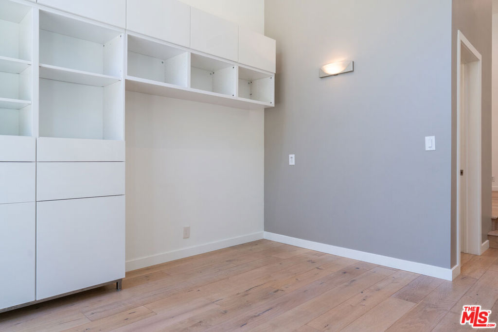 633 Museum Drive Property Photo 16