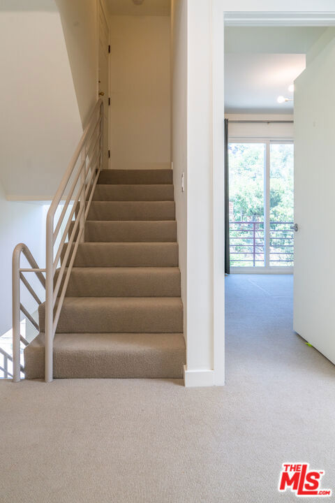 633 Museum Drive Property Photo 27
