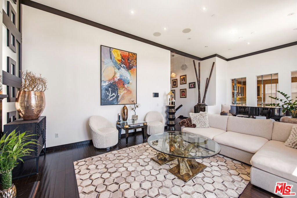 868 Kingsford Street Property Photo 19