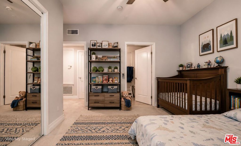 1430 S Beverly Glen Boulevard 303 Property Photo 12