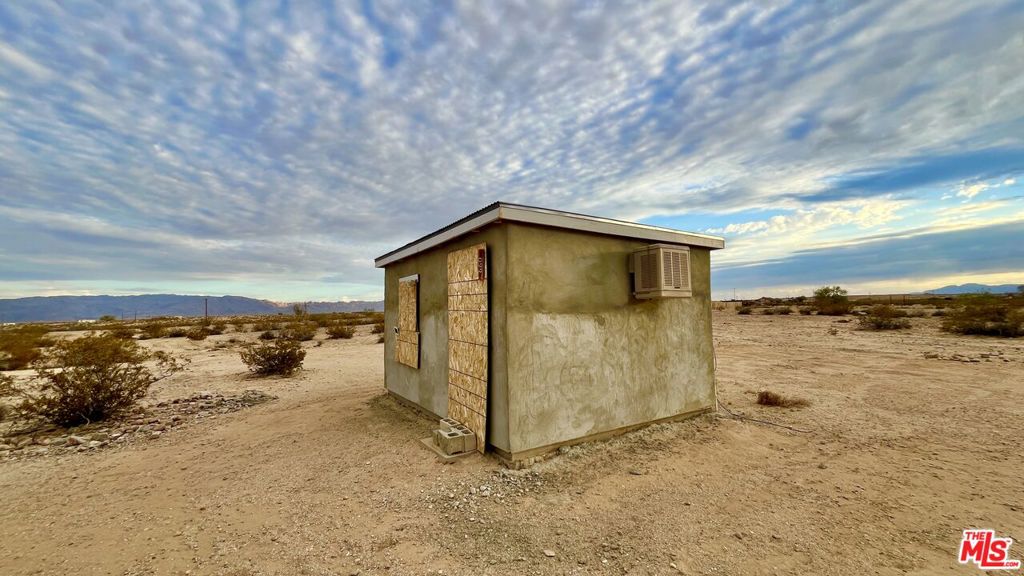 660 High Noon Road Property Photo 1