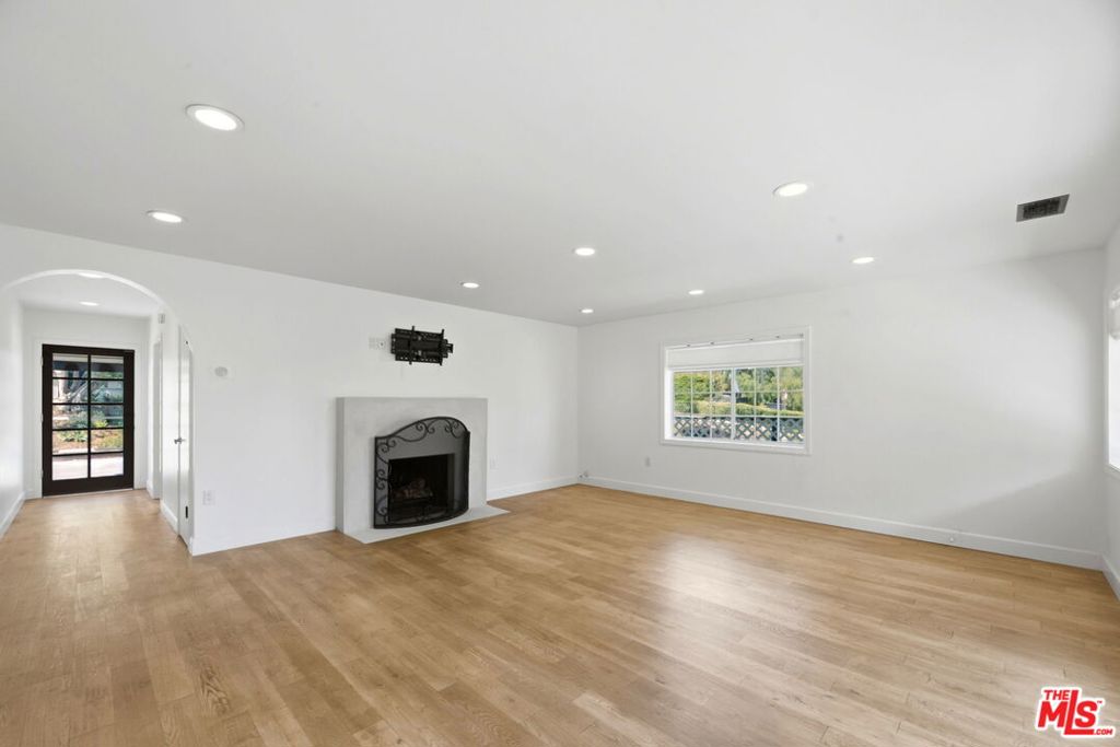 27355 Pacific Coast Highway B Property Photo 3