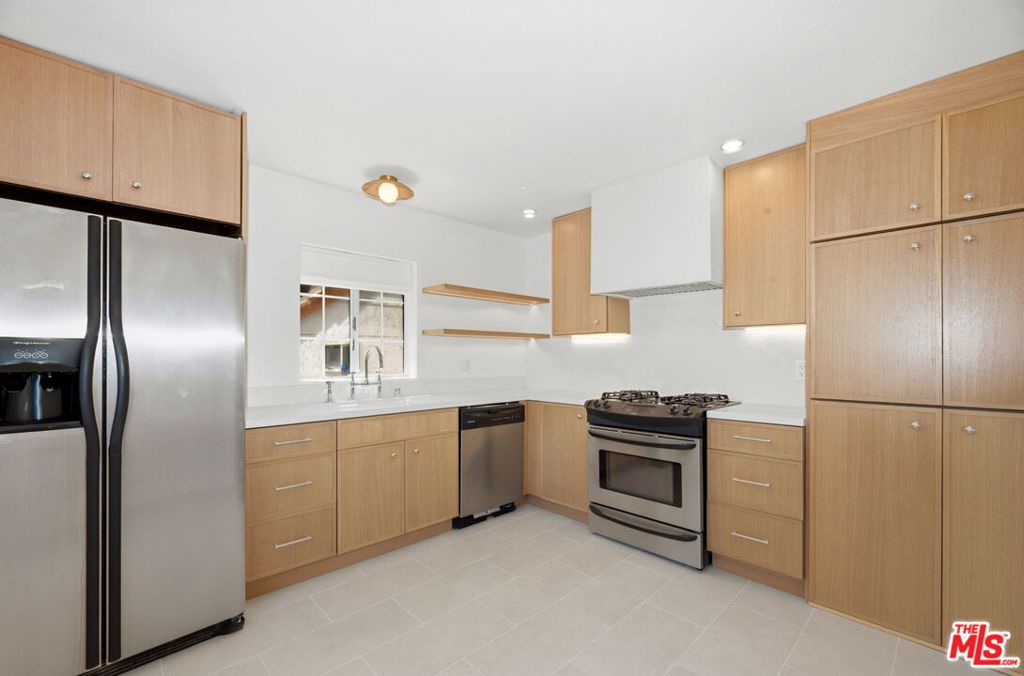 27355 Pacific Coast Highway B Property Photo 6