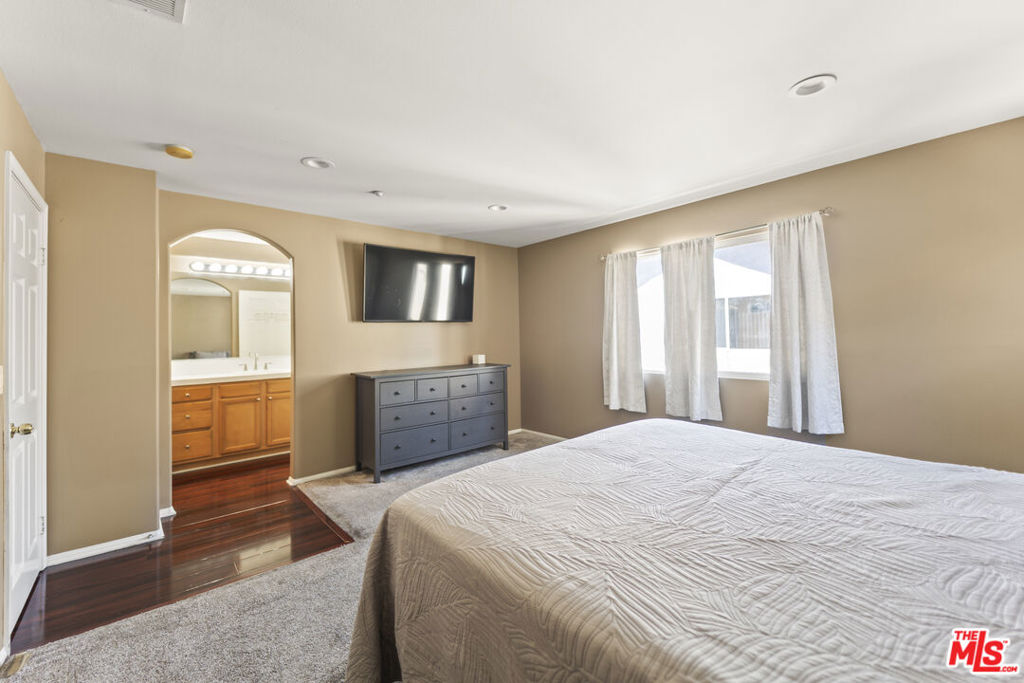 8554 Burnet Avenue 125 Property Photo 19