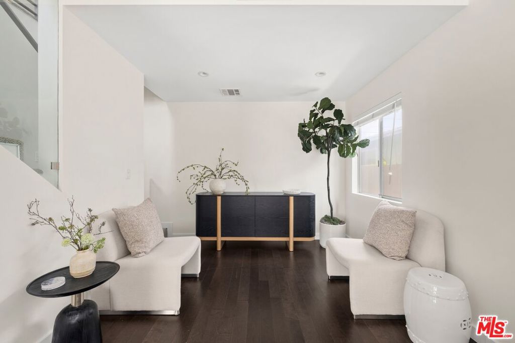 12545 Walsh Avenue Property Photo 3