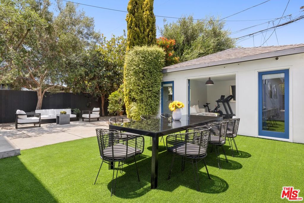 12545 Walsh Avenue Property Photo 22