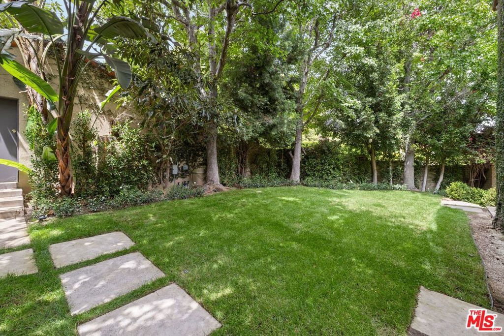 1121 La Collina Drive Property Photo 29